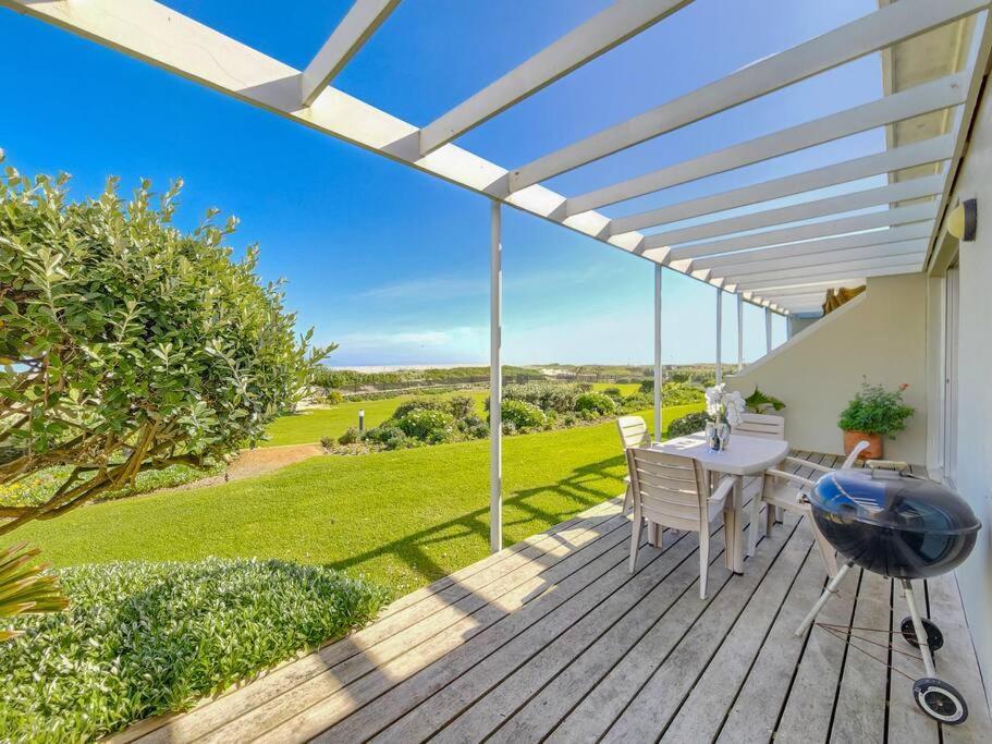Beachfront Getaway In Dolphin Apartamento Cidade Do Cabo