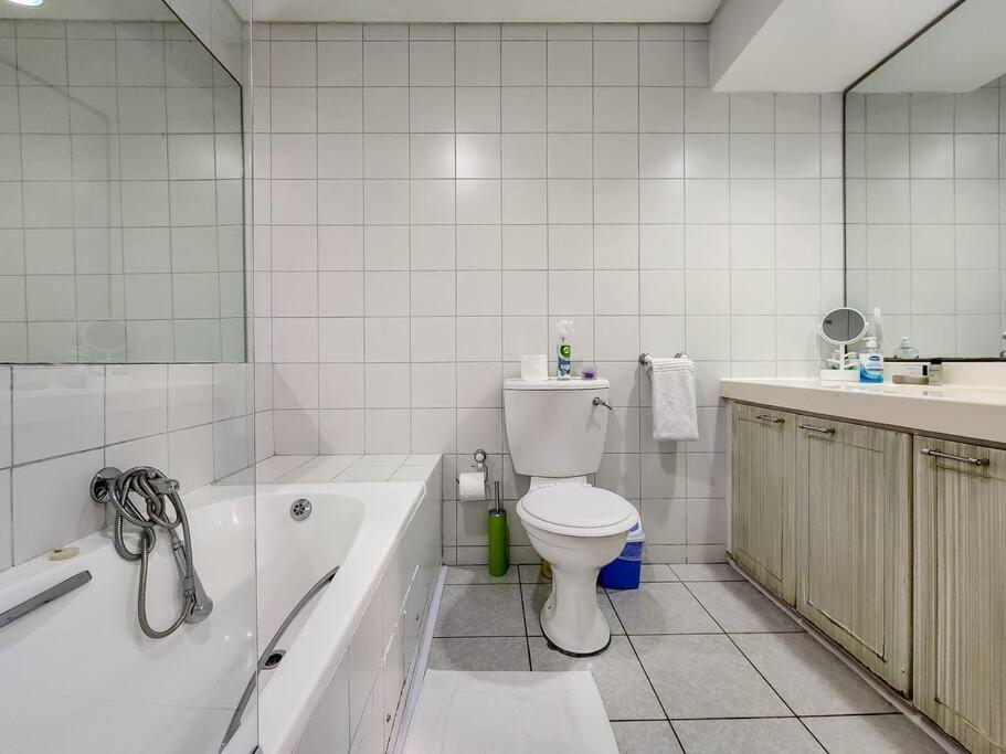 Apartment Beachfront Getaway In Dolphin Kapstadt