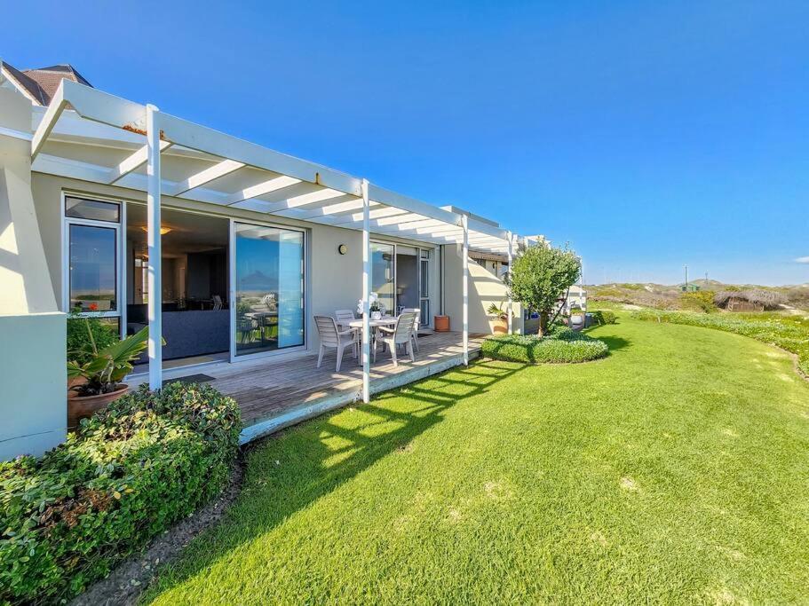 Apartment Beachfront Getaway In Dolphin Kapstadt